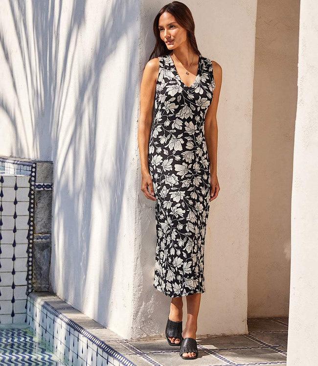 karen kane Black Sleeveless V-Neck Midi Dress Karen Kane