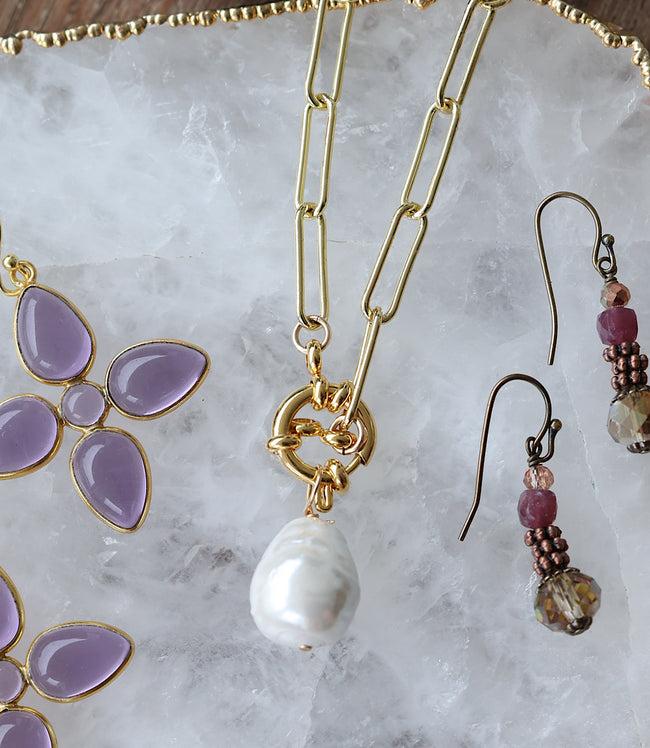 karen kane Gold Pearl Toggle Necklace Karen Kane