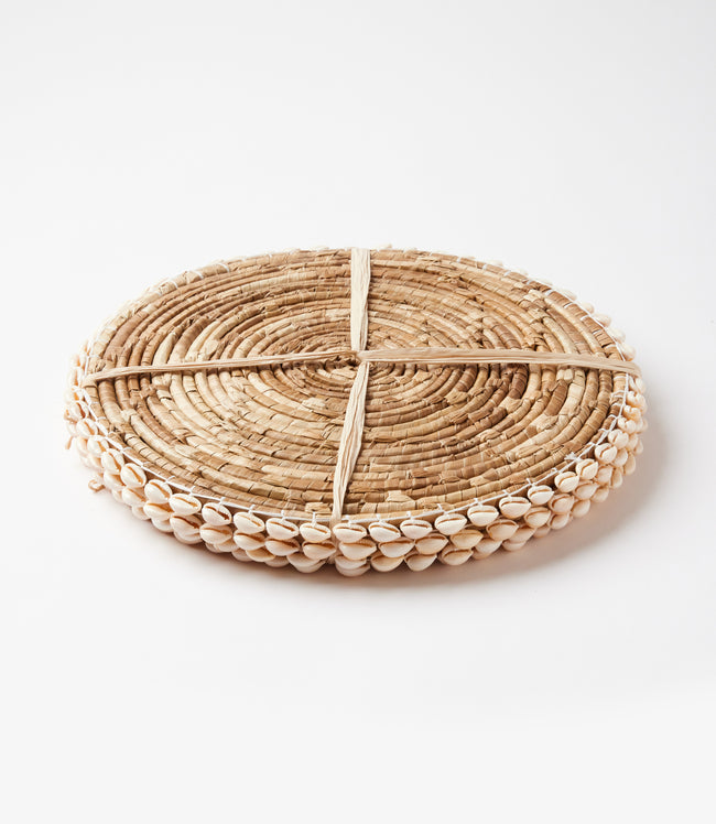 Karen Kane Natural Seashell Accent Placemats Set Of 4 Karen Kane