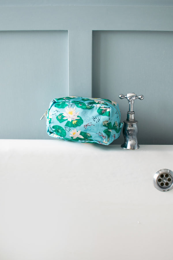 karen mabon Pond Life Small Washbag