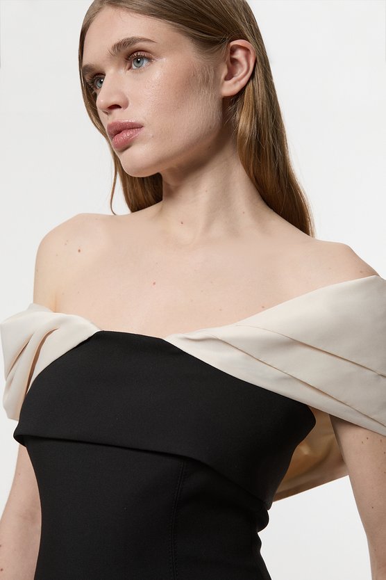 Karen Millen Clean Tailored Taffeta Mix Contrast Drama Sleeve Maxi Dress Mono