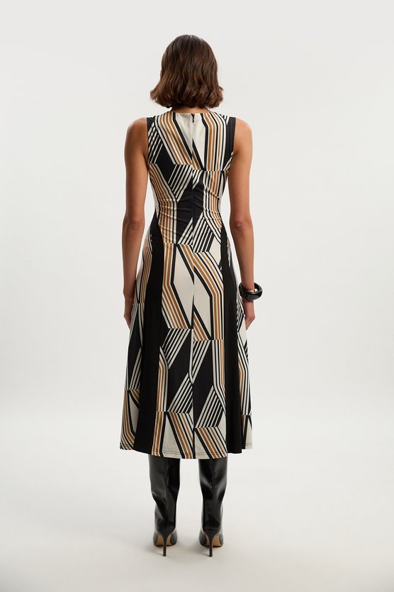 Karen Millen Geo Print Crepe Pleated Maxi Dress Black