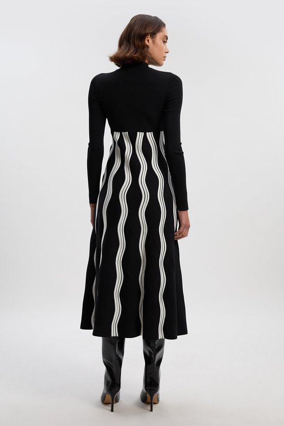 Karen Millen Petite Contrast Wave Knit A-Line Knitted Long Sleeve Dress Mono