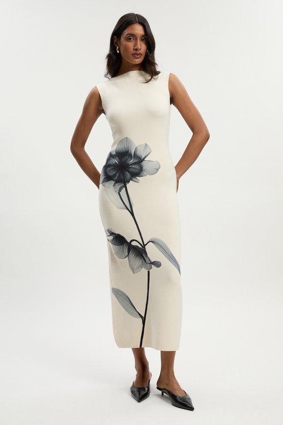 karen millen Petite Placement Photographic Print Knitted Maxi Dress floral karen millen Petite Placement Photographic Print Knitted Maxi Dress floral
