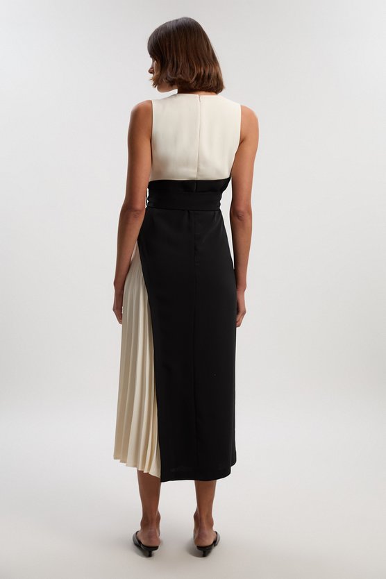 Karen Millen Petite Soft Tailored Colour Block Side Pleated Midi Dress Mono