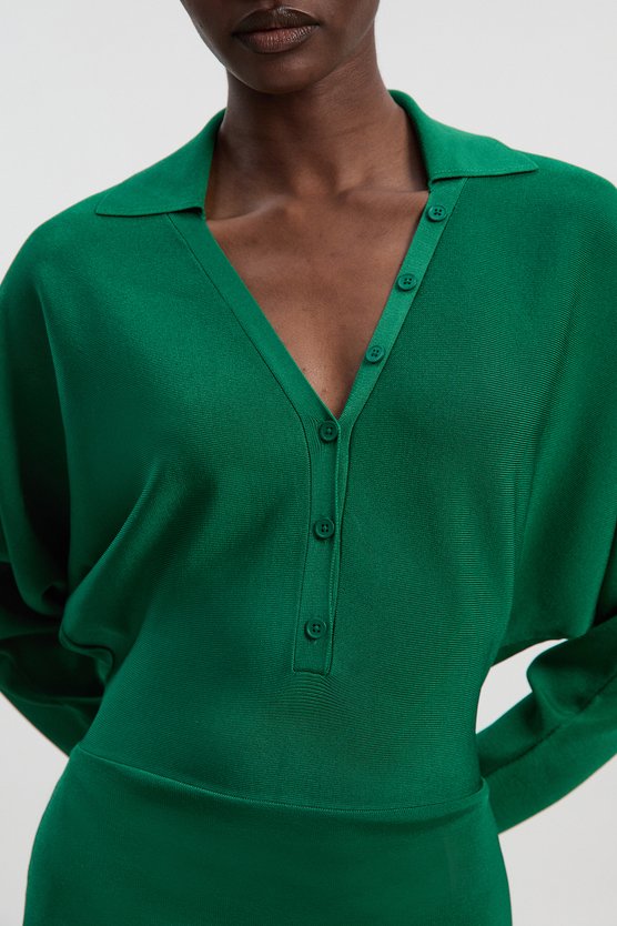 Karen Millen Petite Viscose Blend Slinky Batwing Button Neck Knit Midi Dress Green