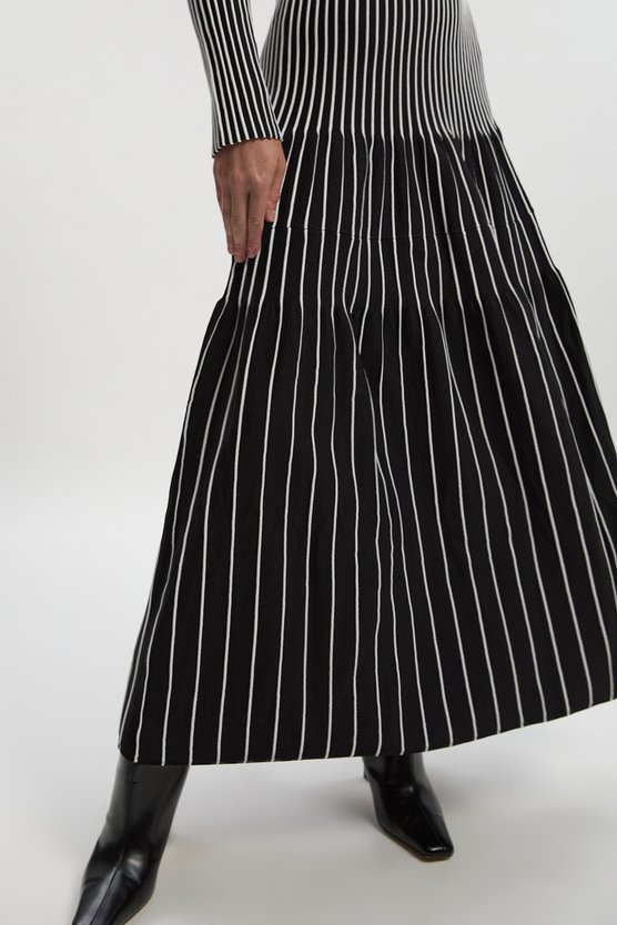 Karen Millen Petite Viscose Blend Striped Knitted Maxi Dress White