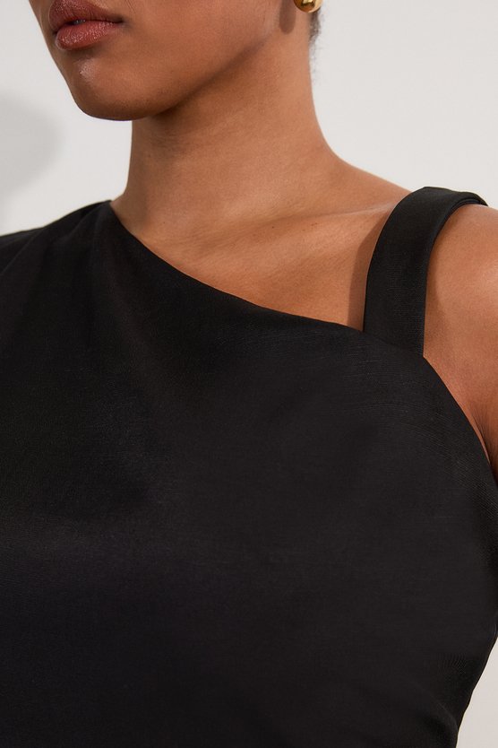 Karen Millen Plus Size Premium Viscose Linen Asymmetric Neck Tailored Pencil Maxi Dress Black