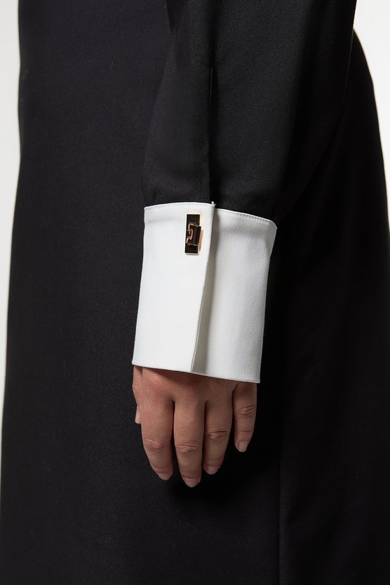 Karen Millen Plus Size Techno Cotton Woven Maxi Dress With Contrast Placket Mono