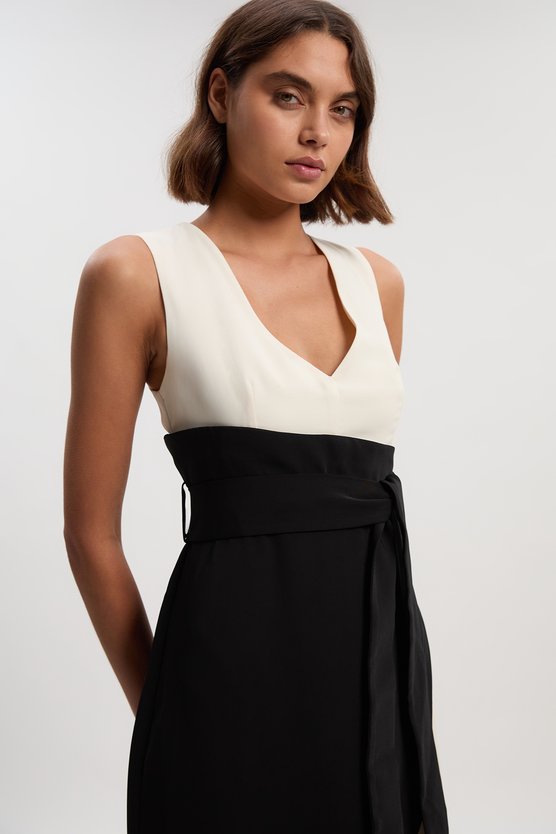 Karen Millen Soft Tailored Colour Block Side Pleated Midi Dress Mono