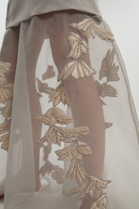 Karen Millen Tall Quilted Applique Organdie Angel Sleeve Woven Maxi Dress Silver