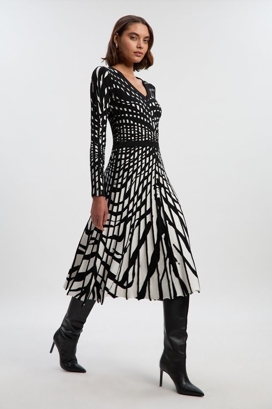 karen millen Zebra Jacquard Knit Full Skirted Midi Dress mono karen millen Zebra Jacquard Knit Full Skirted Midi Dress mono