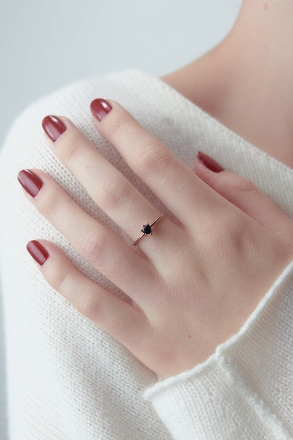 Karen Walker Cupid's Heart Mini Ring Rose Gold Onyx