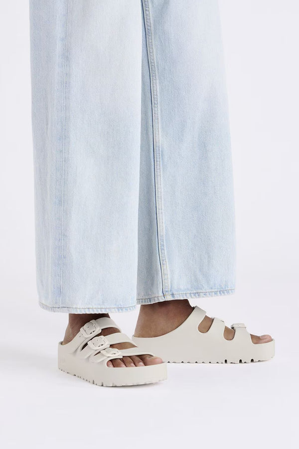 Karen Walker Florida III Flex Platform EVA Narrow Fit Eggshell