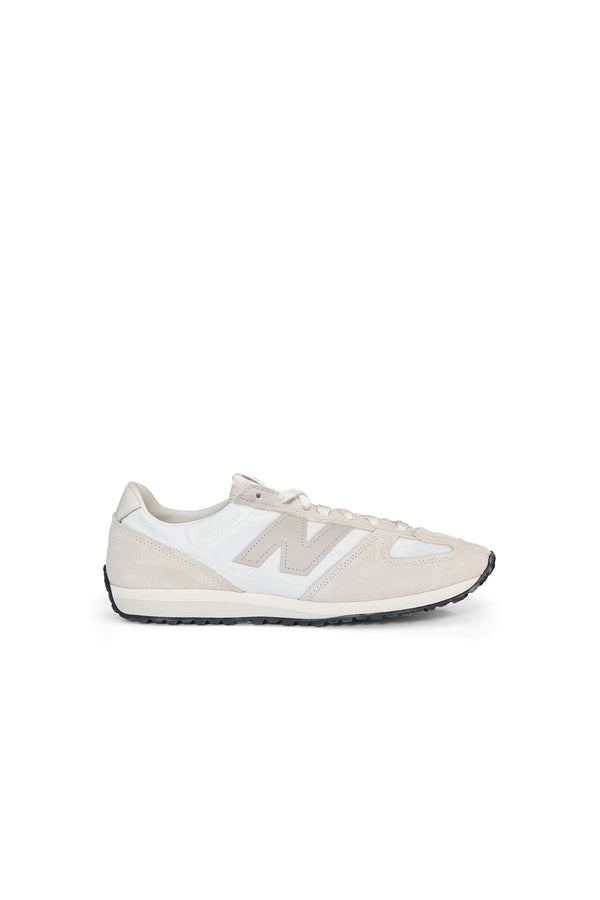 Karen Walker 471 Angora