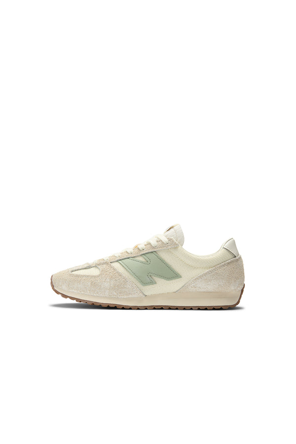 Karen Walker 471 Angora/Garter Snake