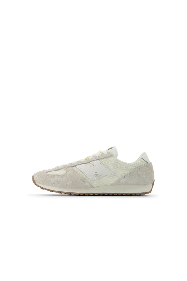 Karen Walker 471 Angora/Sea Salt