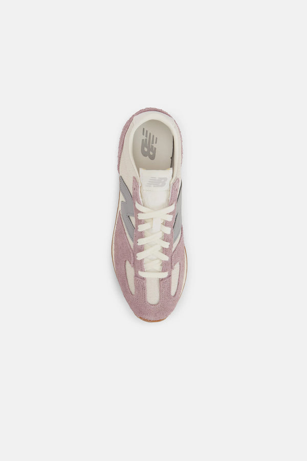 Karen Walker 471 Linen/Ice Wine/Raincloud