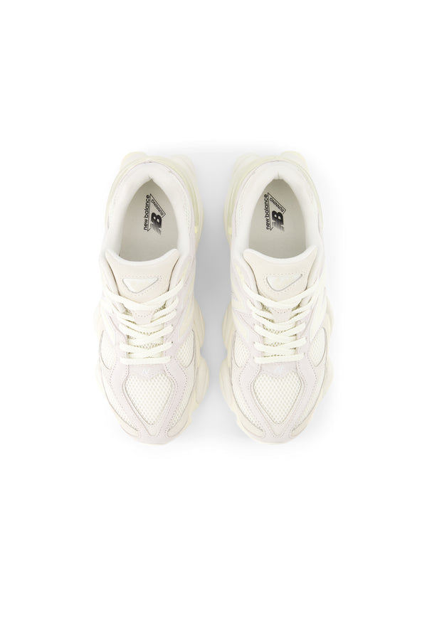 Karen Walker 9060 Angora/Sea Salt