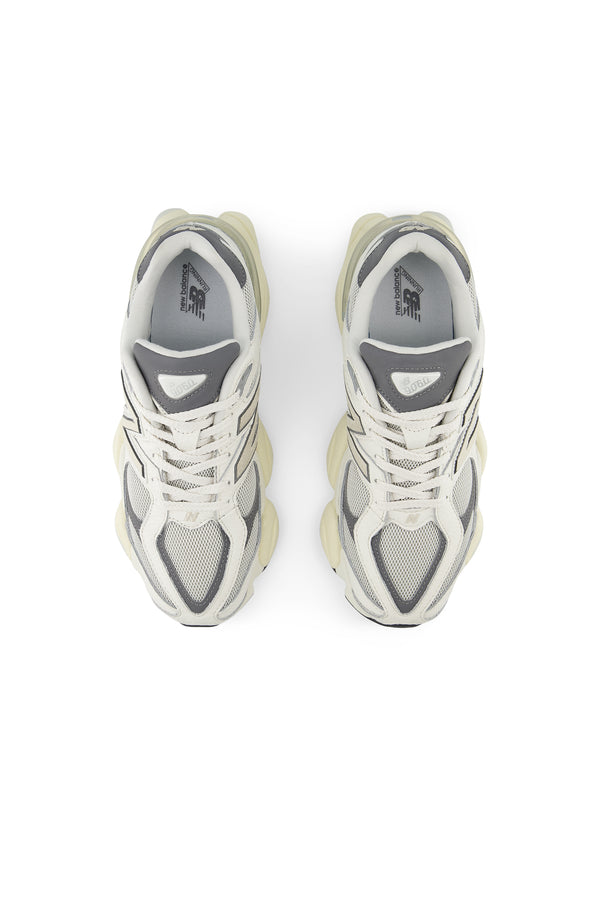 Karen Walker 9060 Sea Salt/Castlerock