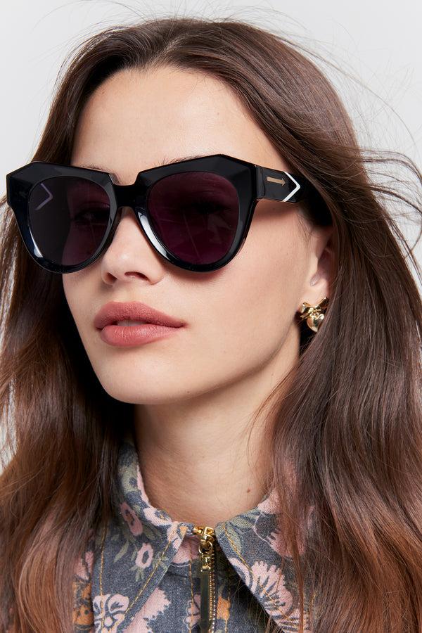 Karen Walker Apollo One Black