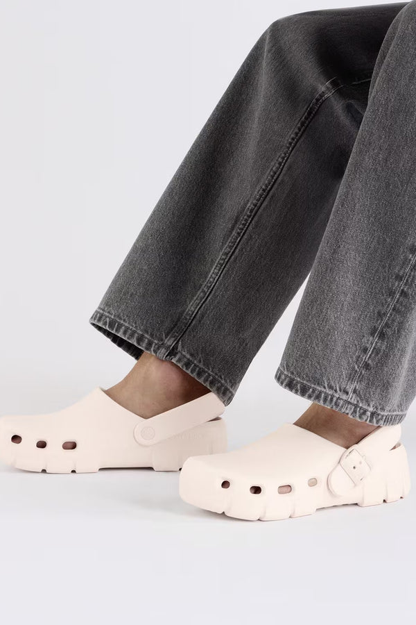 Karen Walker Birki Flow EVA Regular Fit Light Rose