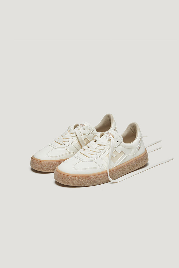 Karen Walker Burela Bold Sneakers Panna