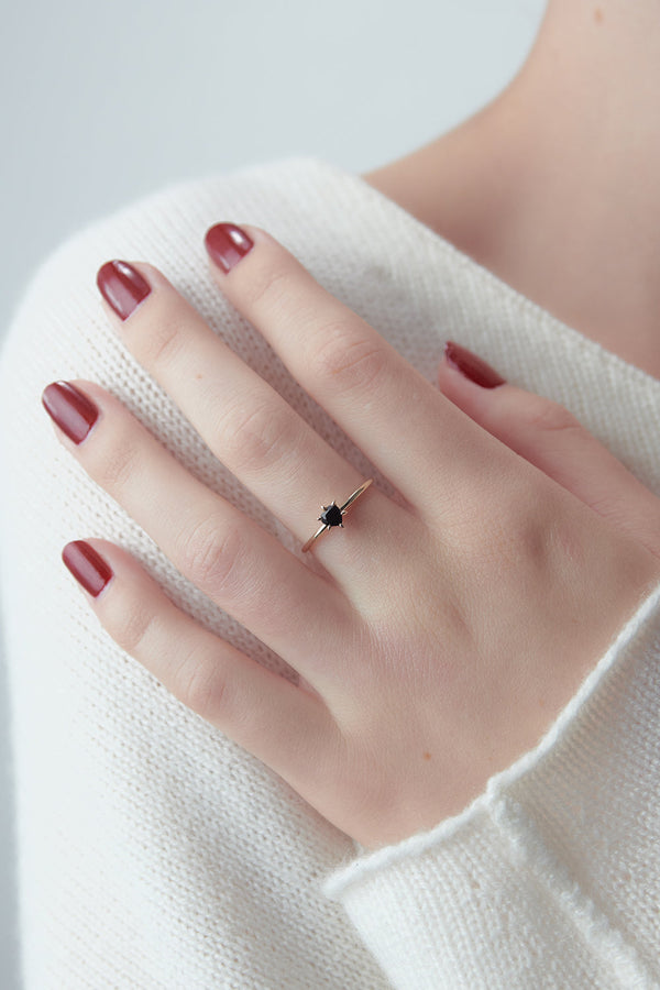 Karen Walker Cupid's Heart Mini Ring Gold Onyx