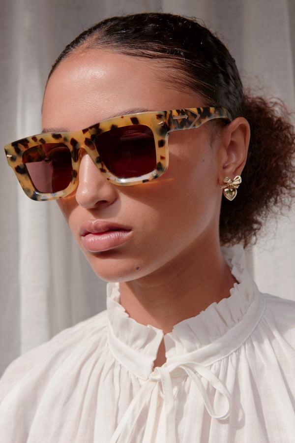 karen walker Deep Space Crazy Tort