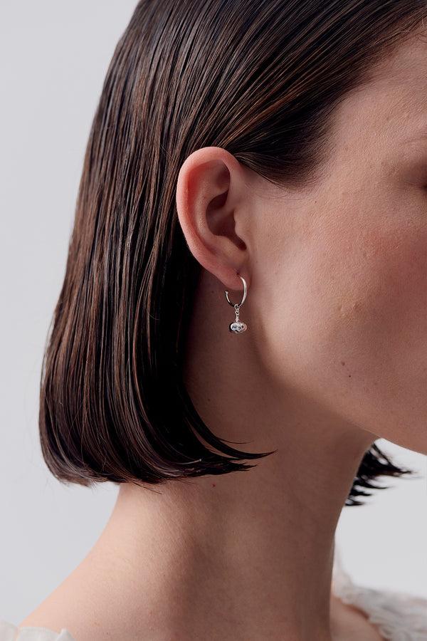 Karen Walker Garlic Earrings Silver