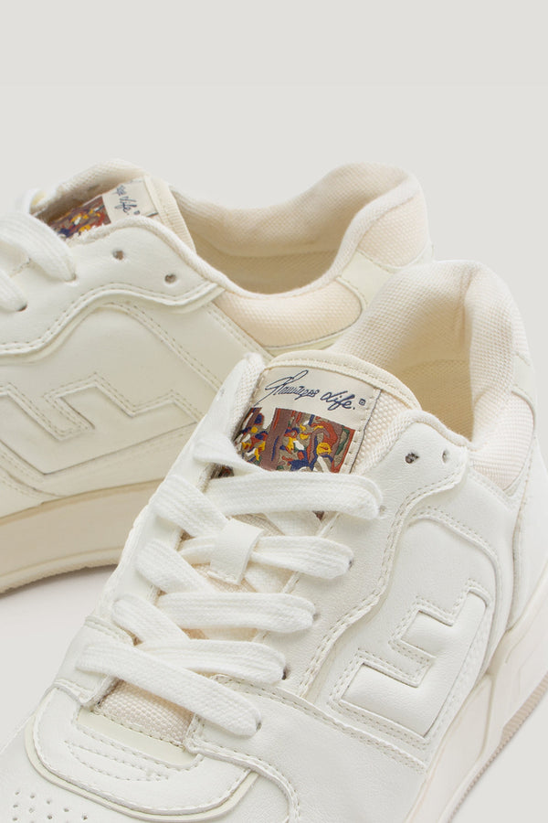 Karen Walker Leonardo Sneakers 02 Pearl