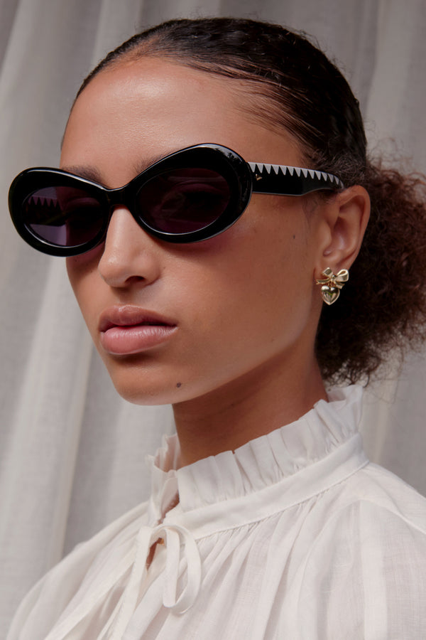 karen walker Omega Black Grey