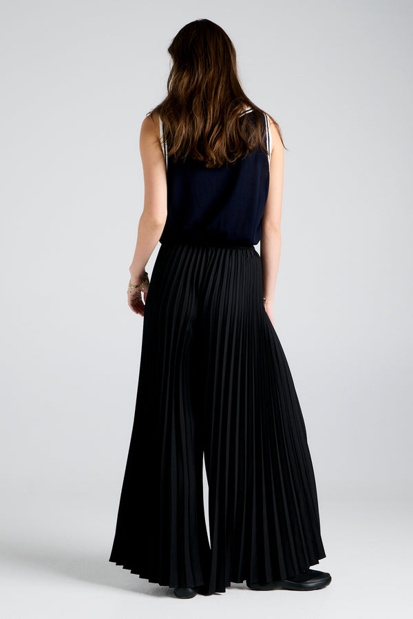 Karen Walker Sunray Pleated Pants Black