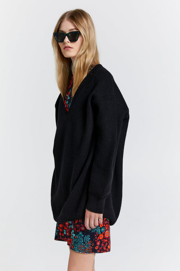 Karen Walker Naomi Oversized Cashmere Sweater Black