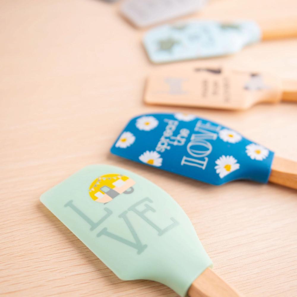 Karma Gifts Dog Spatula