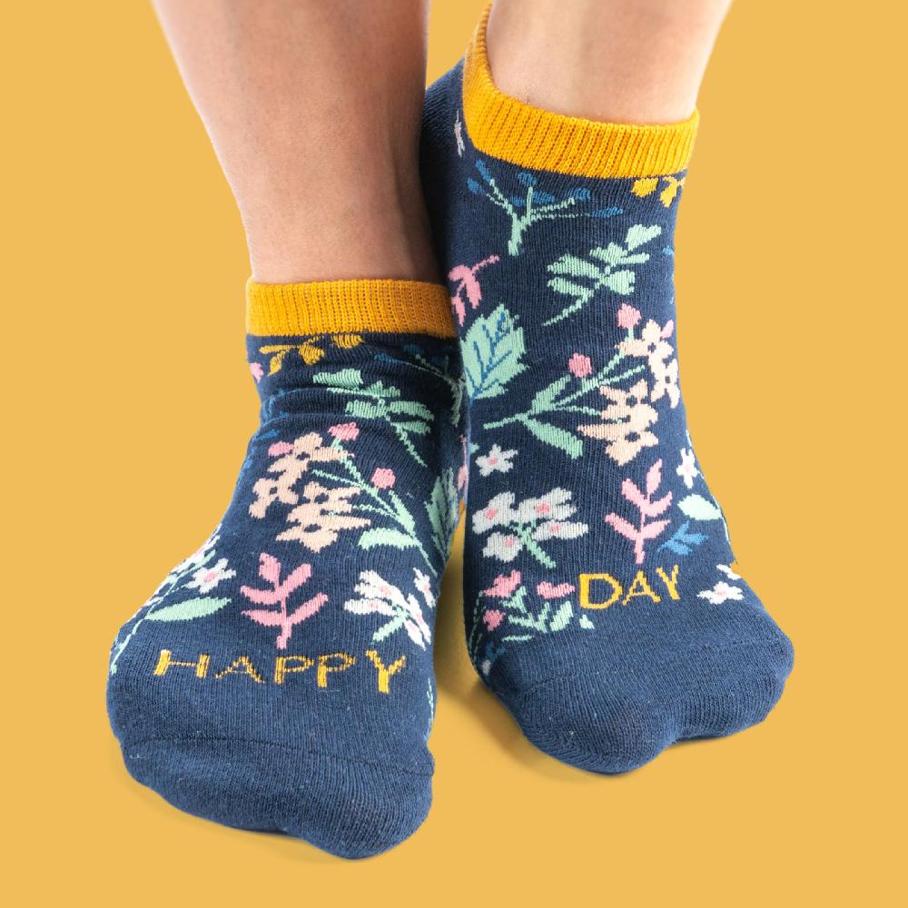 Karma Gifts Happy Day Ankle Socks