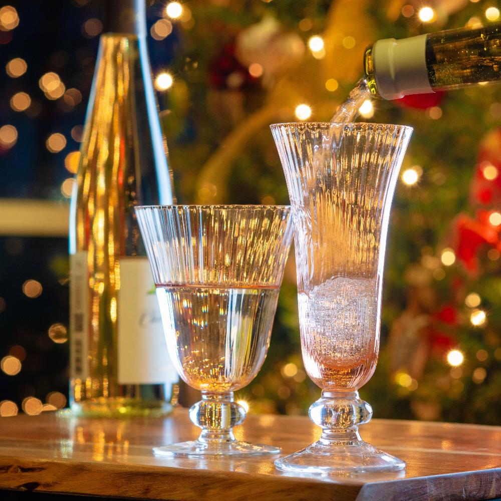 Karma Gifts Warm Pink Aria Wine Glass