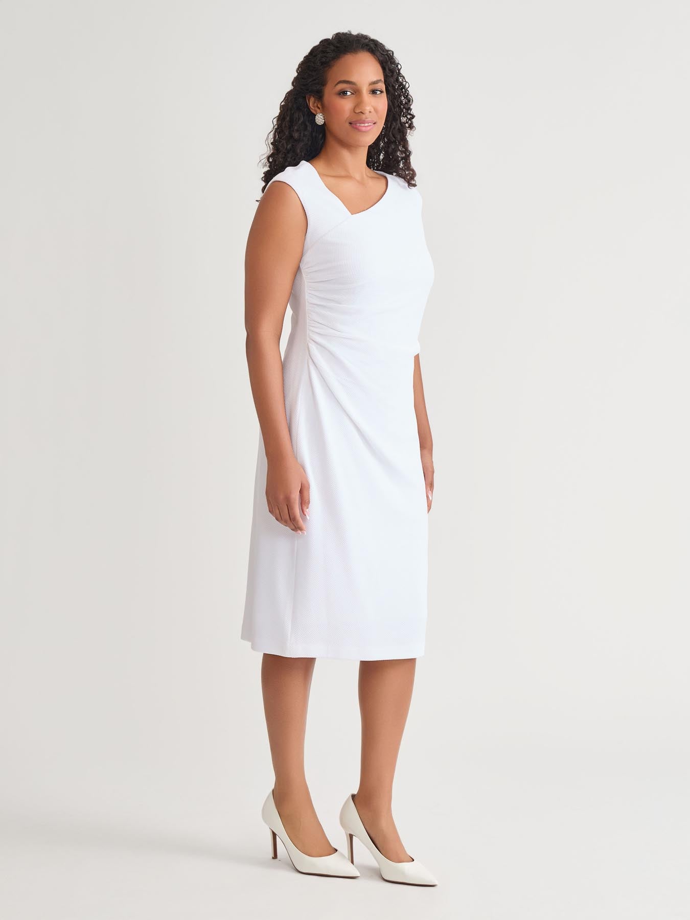 Kasper Asymmetrical Neck Ruched Midi Dress White