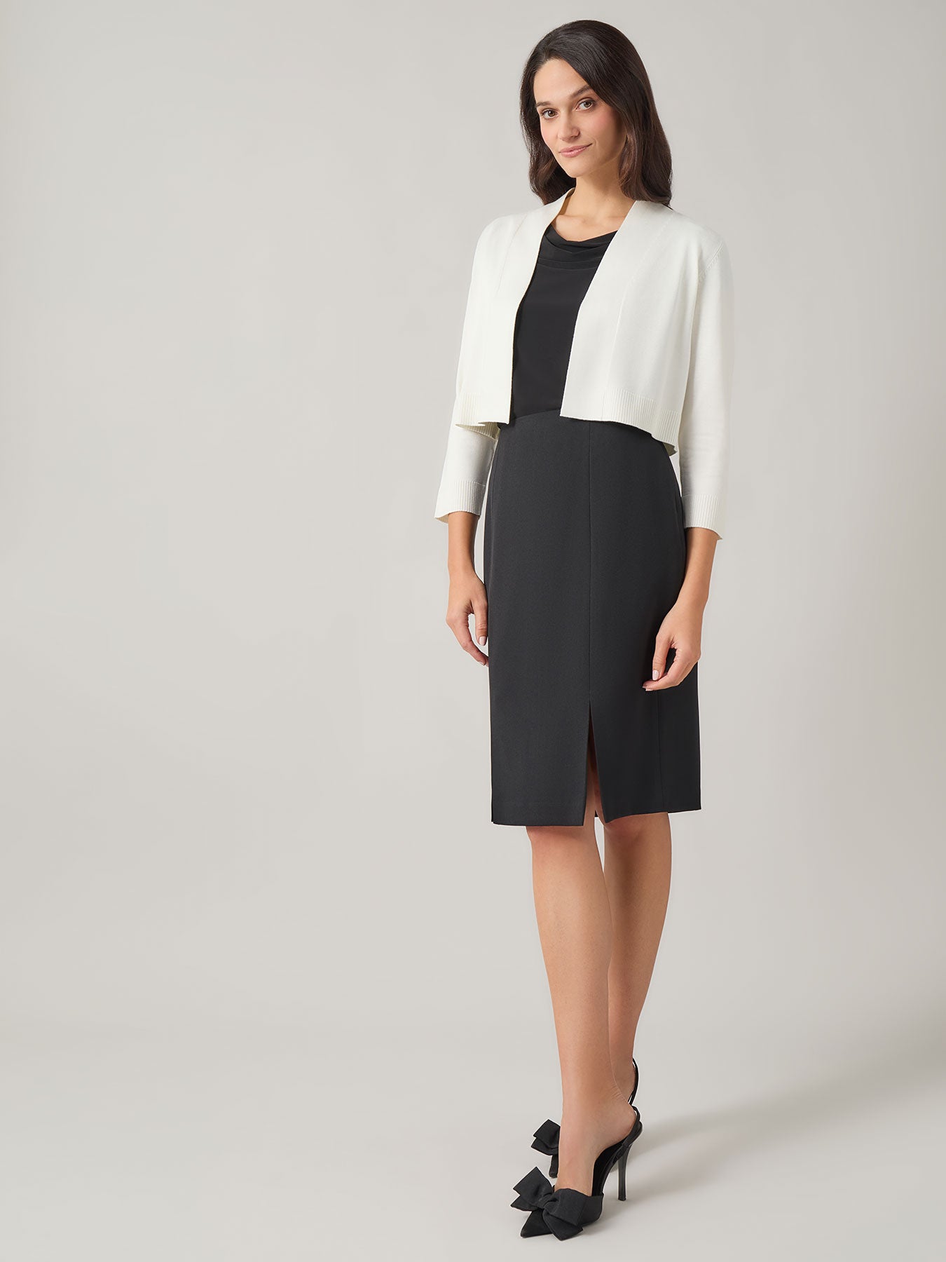 Kasper Cropped Cardigan