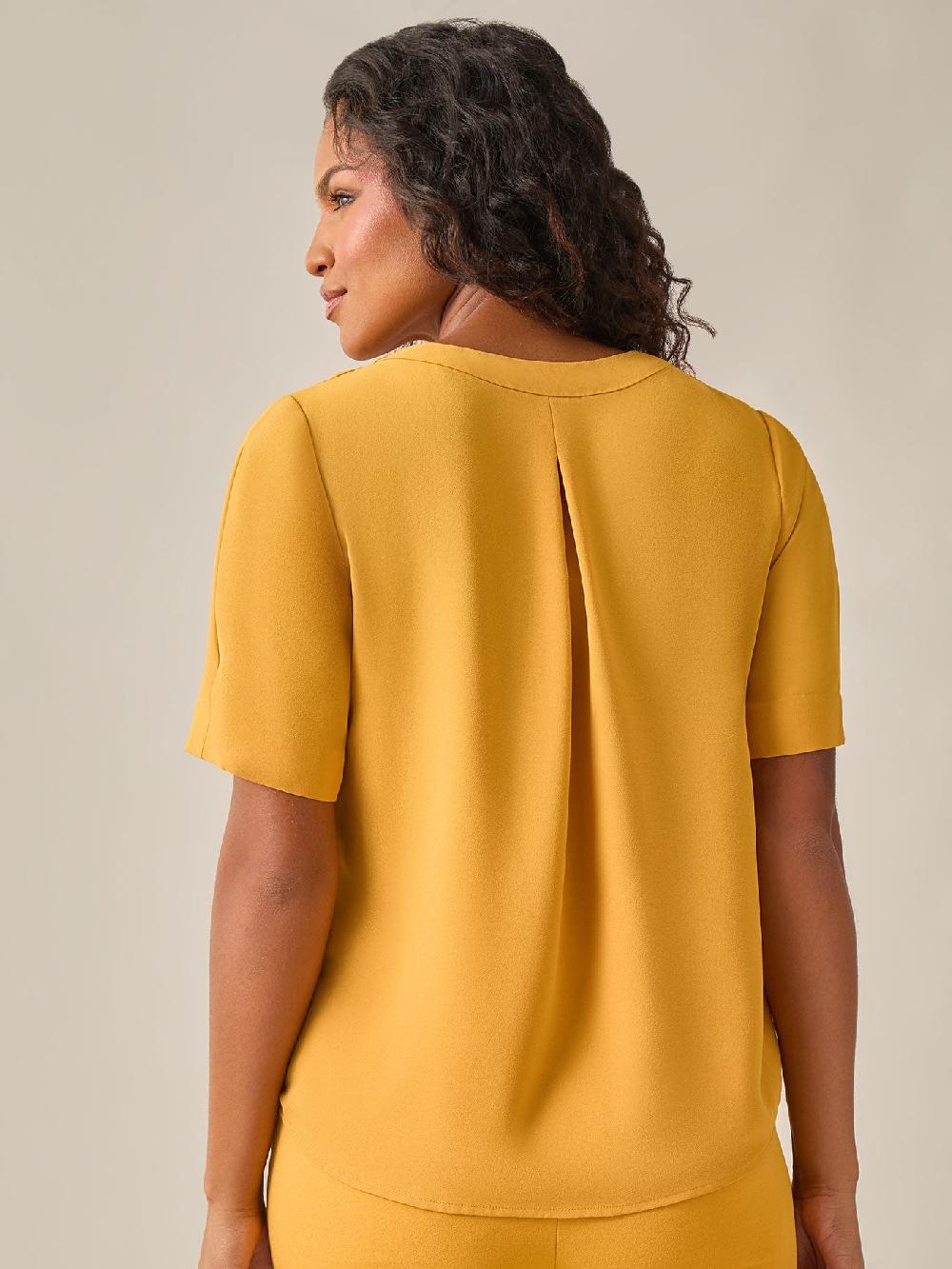 Kasper Everyday V-Neck Blouse. Gold Signature