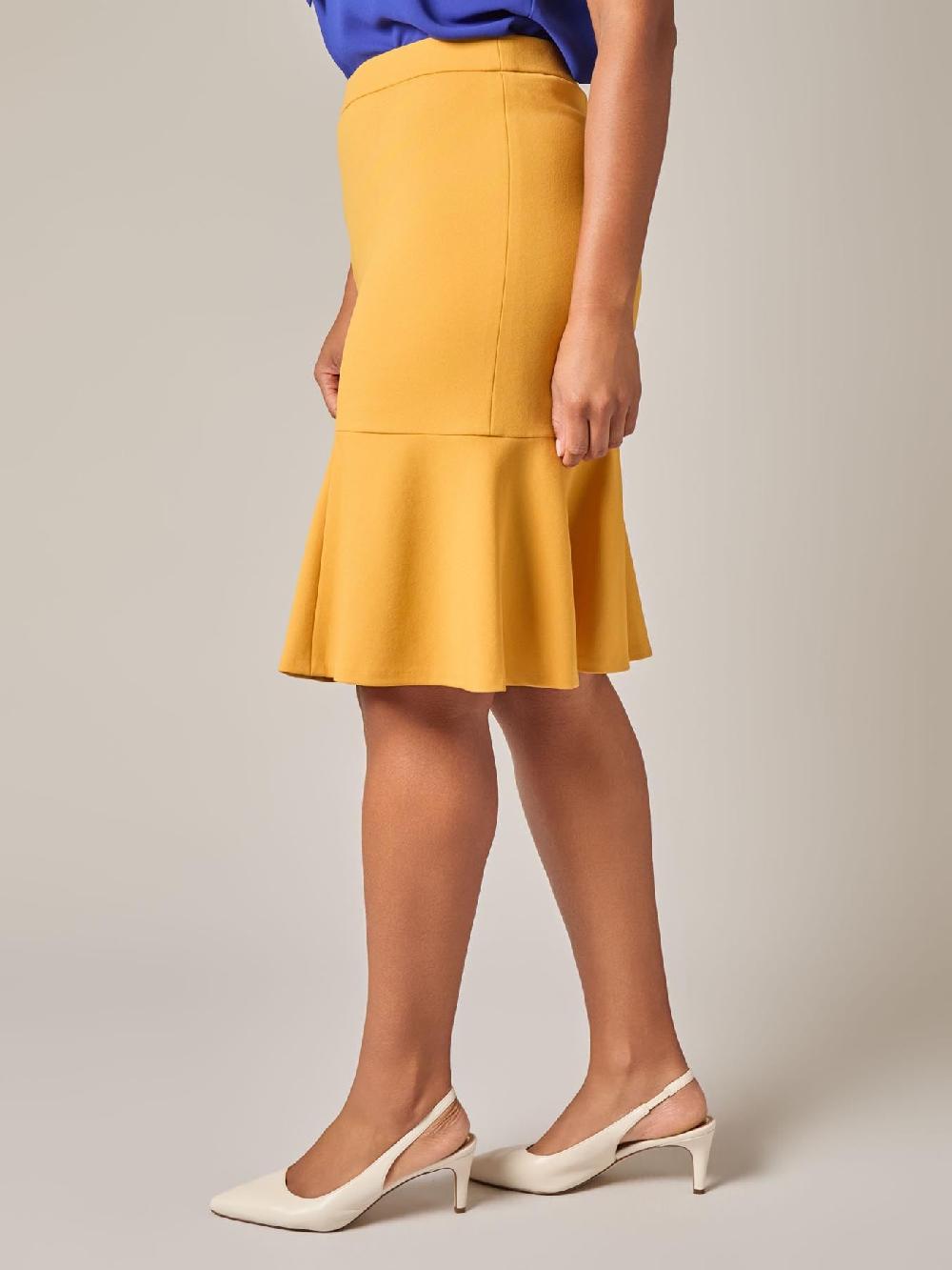 Kasper Pull-On Flare Skirt Gold Signature