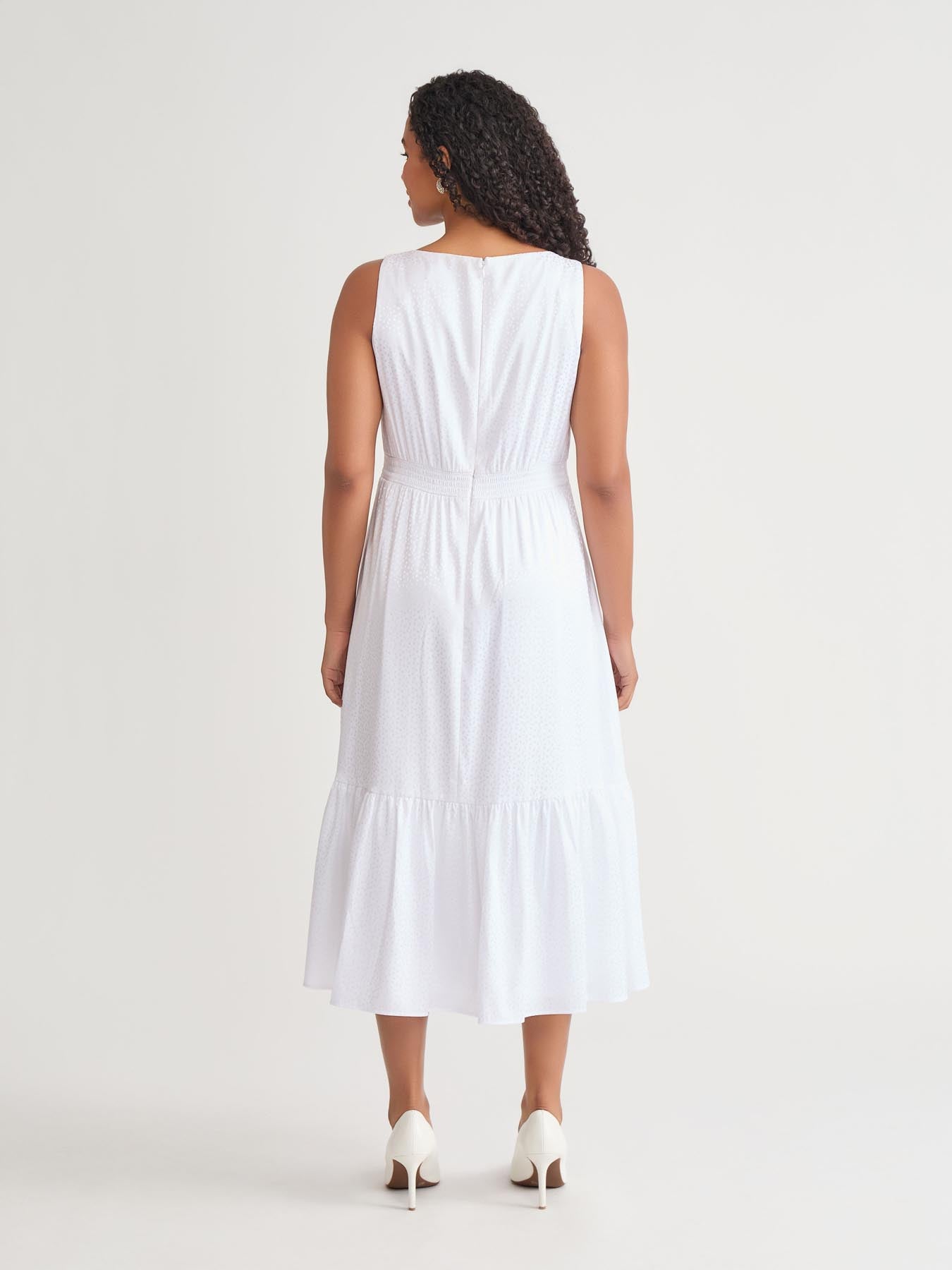 Kasper Sleeveless Boat Neck Tiered Dress White