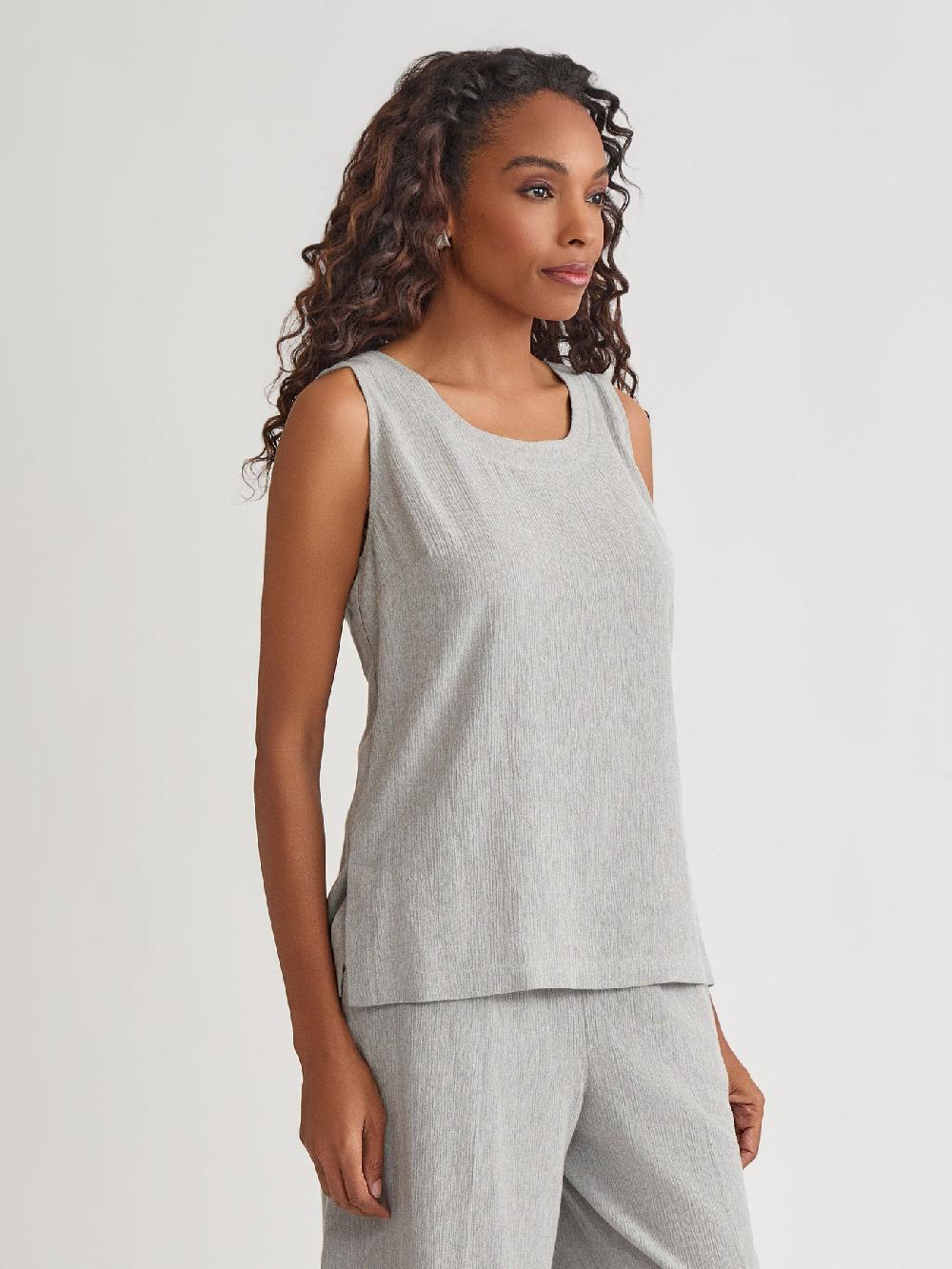 Kasper Sleeveless Scoop Neck Blouse Crinkle Woven