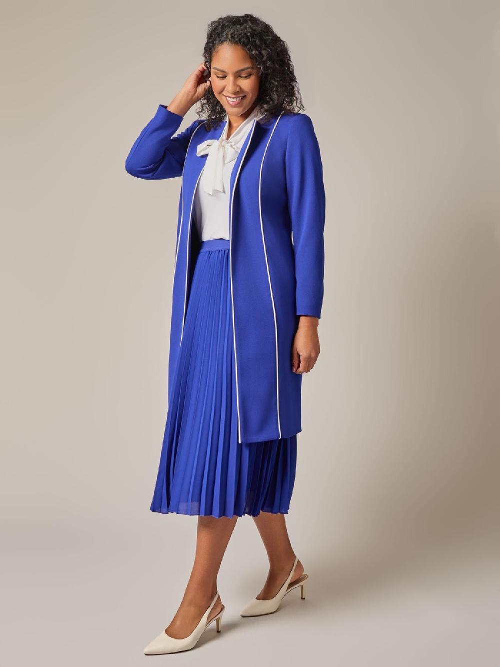 Kasper Plus Piping Detail Topper Royal Signature/White