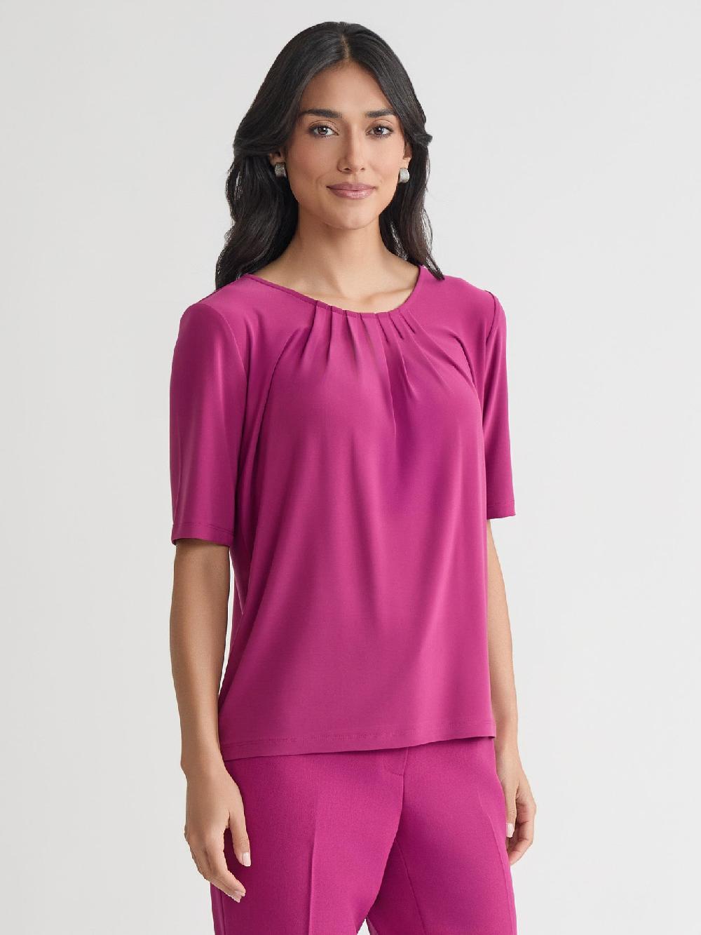 Kasper Plus Short Sleeve Shirred Neck Top Everyday Knit