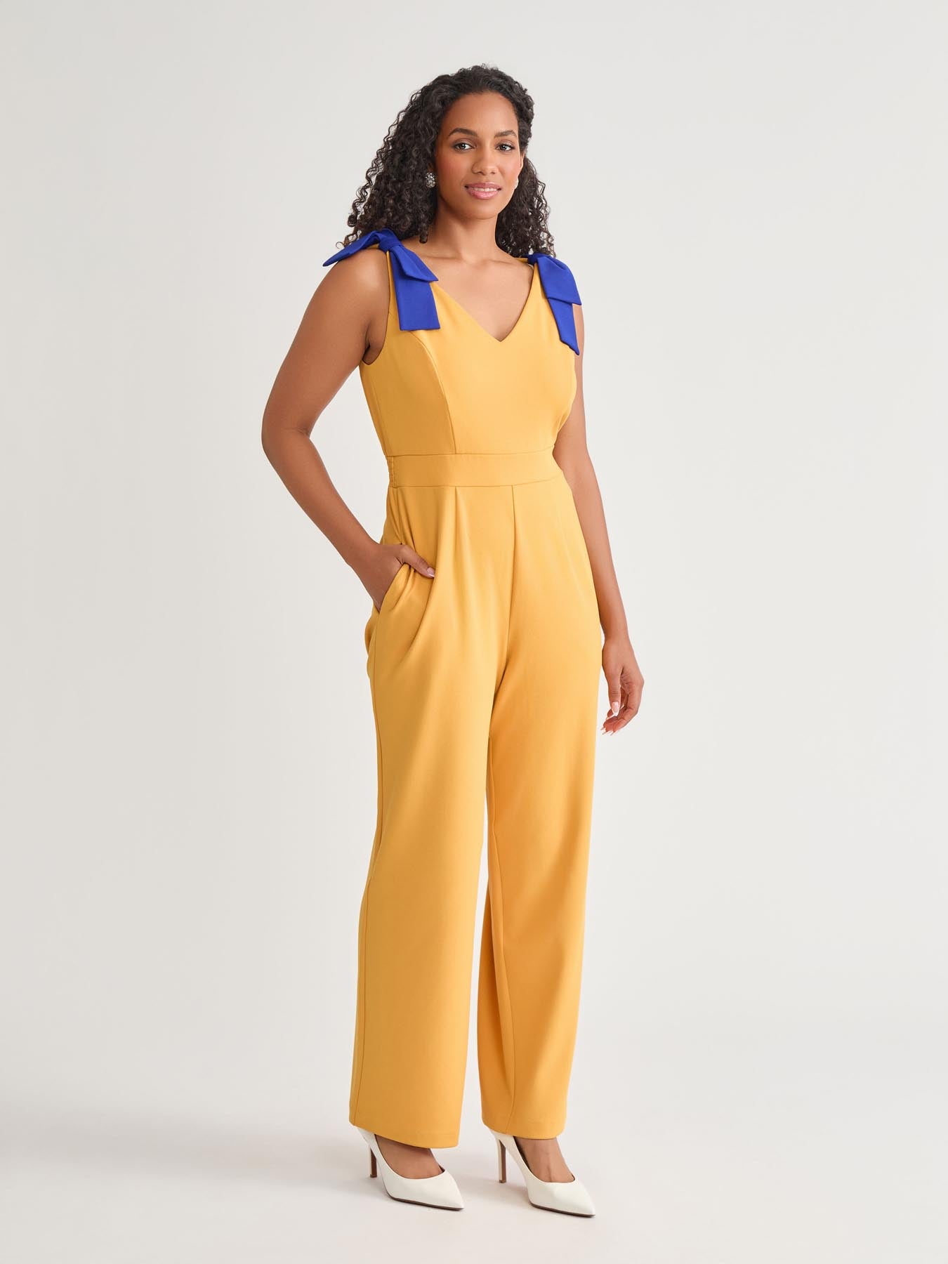 Kasper Tie Strap Jumpsuit Gold Signature/Royal Signature