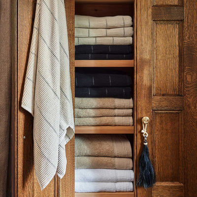 Kassatex Alvaro Towels