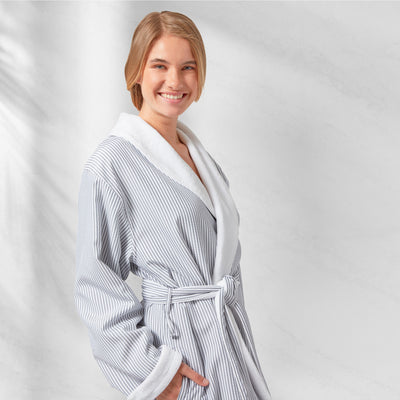 Kassatex Classic Seersucker Striped Robe