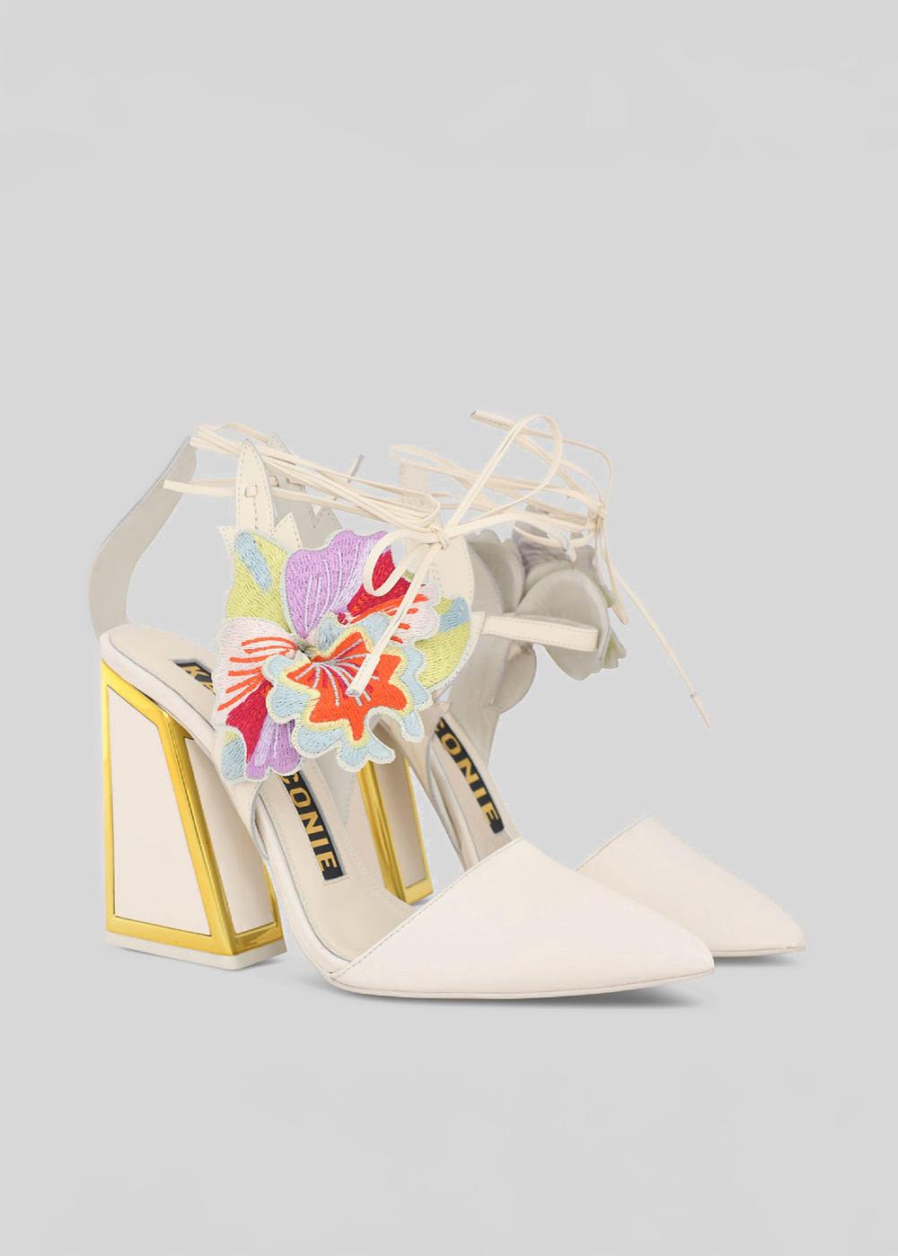 Kat Maconie Amanza Pumps SS23 KICKER HEEL PUMPS Coconut Cream