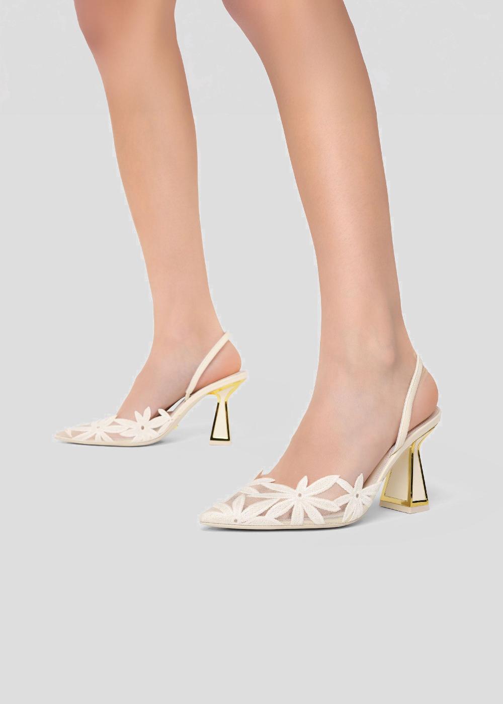 Kat Maconie Amaya Pumps PF23 MID HOURGLASS Coconut Cream